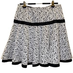 Bebe A-Line Black & White Skirt